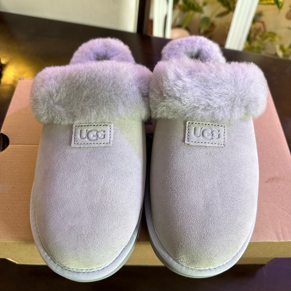 UGG Cozy Slipper